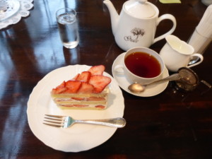 杉並区・西荻窪：華麗なるショートケーキ「Tea&Cake Grace」